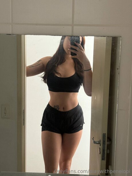 Playwithpenelopi pornographic model image