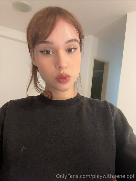 Playwithpenelopi naked star picture