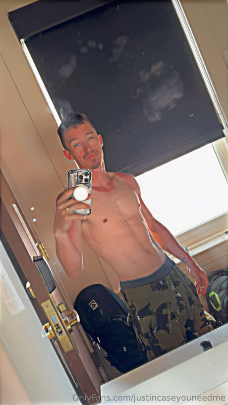 Justincaseyouneedme sex model picture