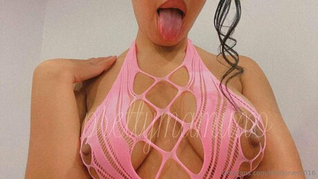 Lilbitjones2016 star erotic pictures