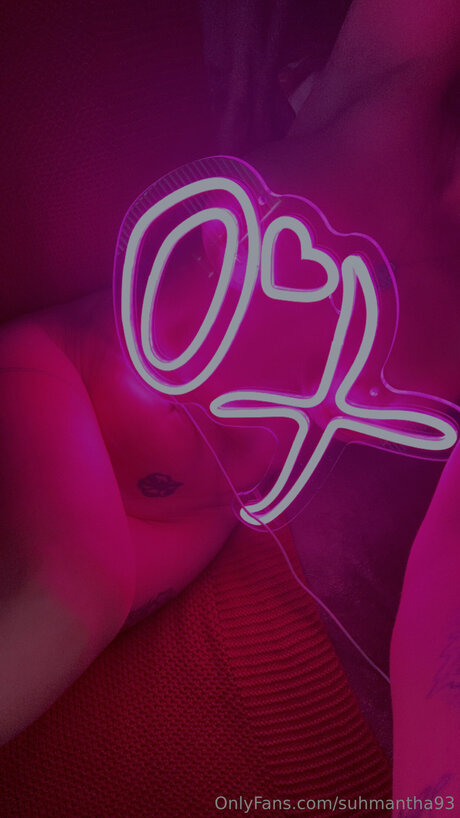 Suhmantha93 beautiful actress pic