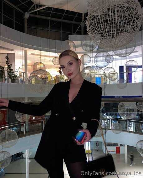 Anya Ice pornstar image