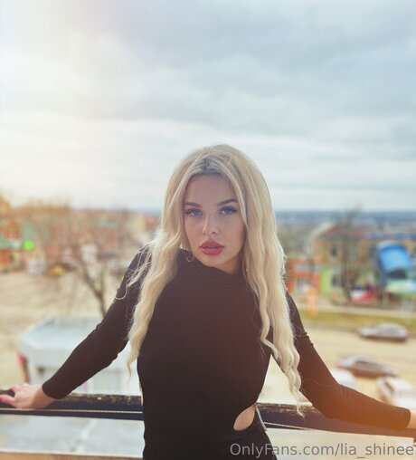 Shine Lia high quality pornstar galleries