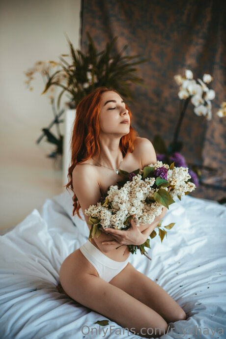 R Yzhaya beautiful actress galleries