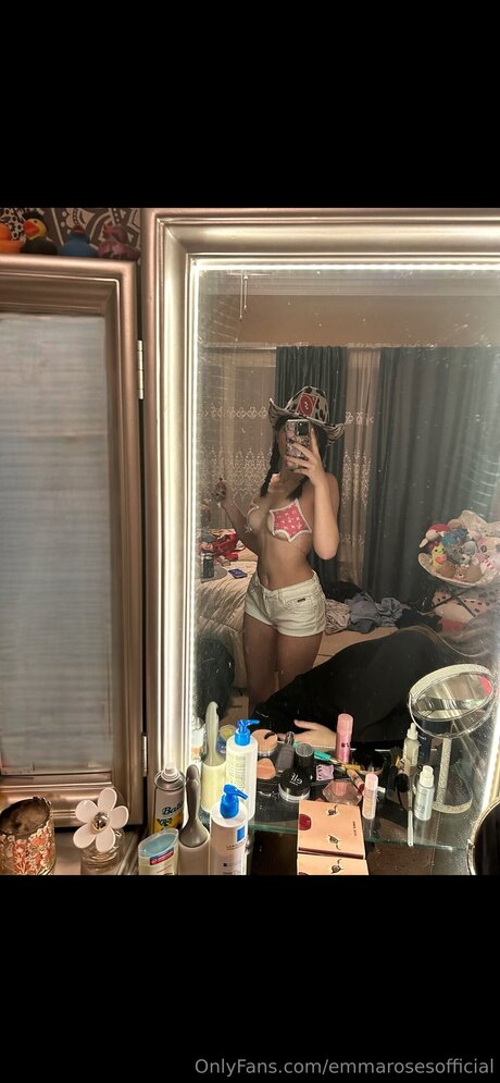 Emmarosesofficial sexy pornstar galleries