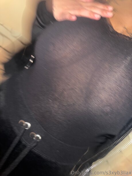 S3xyb3llax pretty pornstar pictures