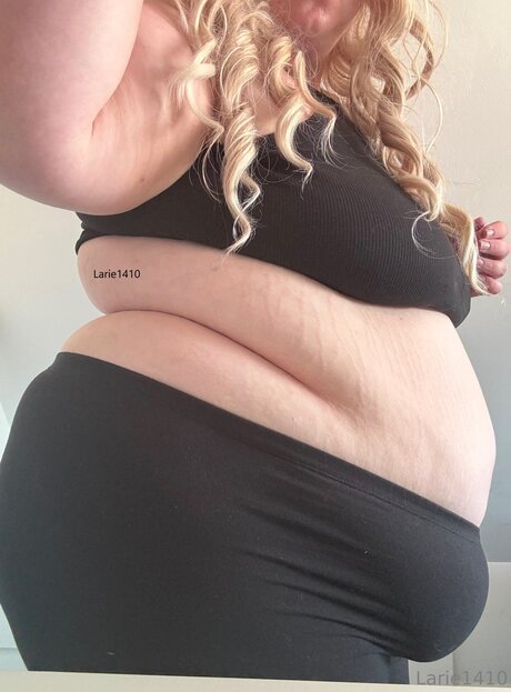 squirting onlyfans pornographic img