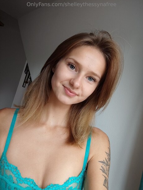 Shelleythessynafree top pornstar photo