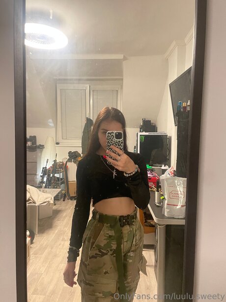 Luulu Sweety pornstar exclusive picture