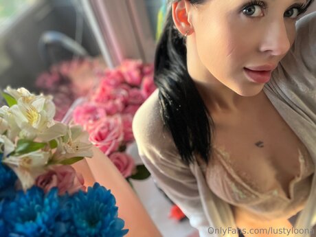 Lustyloona pornstar adult photos
