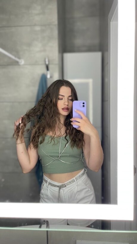 female popular onlyfans free xxx archive