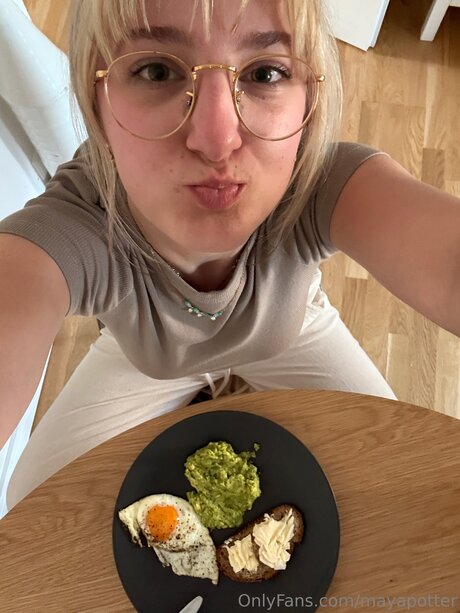 Mayapotter model nudes photos