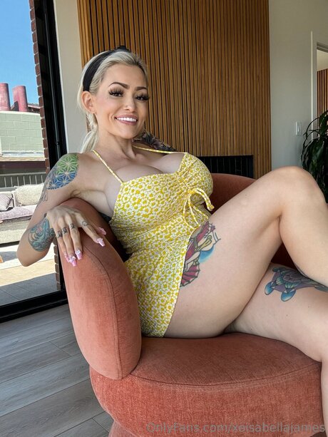 Xoisabellajames xxx actress pic