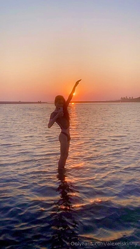 Alexeiskinny free model pic