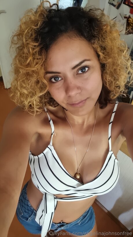 Angelinajohnsonfree art star picture