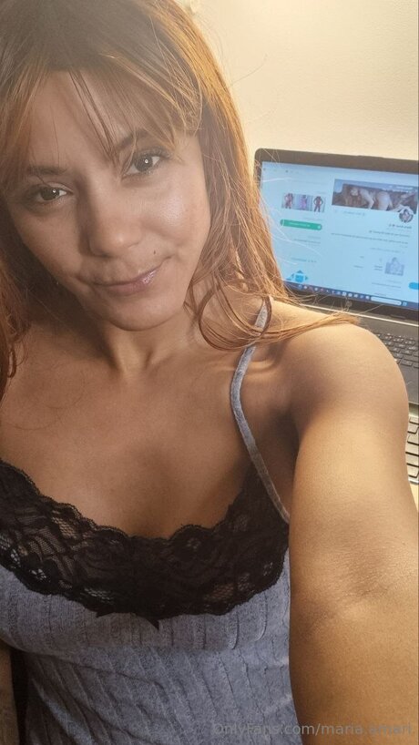 Angelinajohnsonfree star sexy galleries