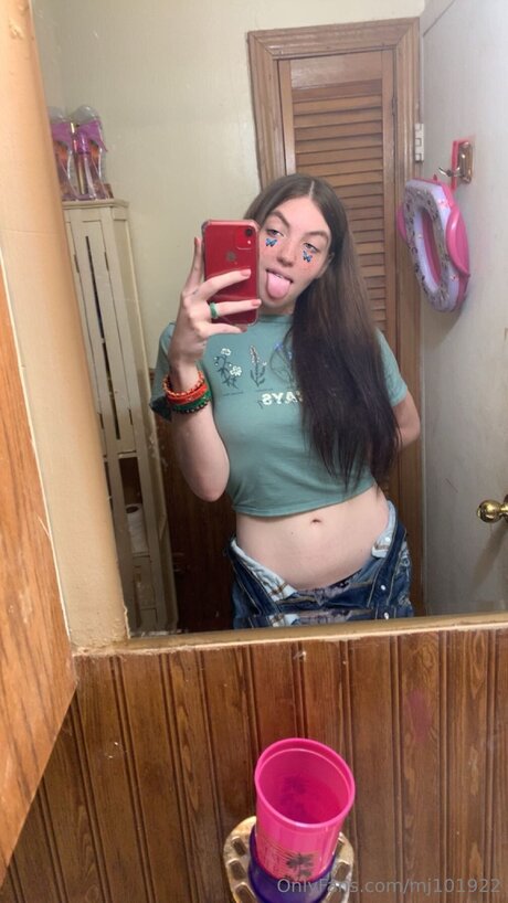 thick ass onlyfans free xxx images