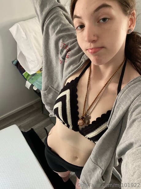 Mj101922 sexy star photos