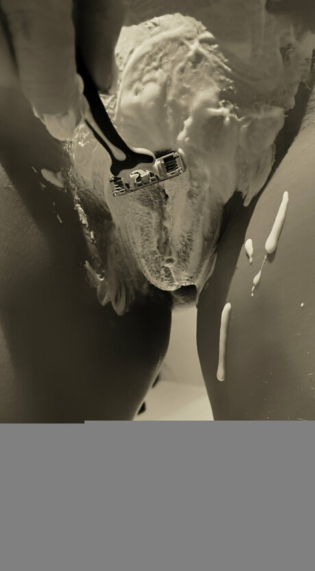 U299310634 porn actress photo