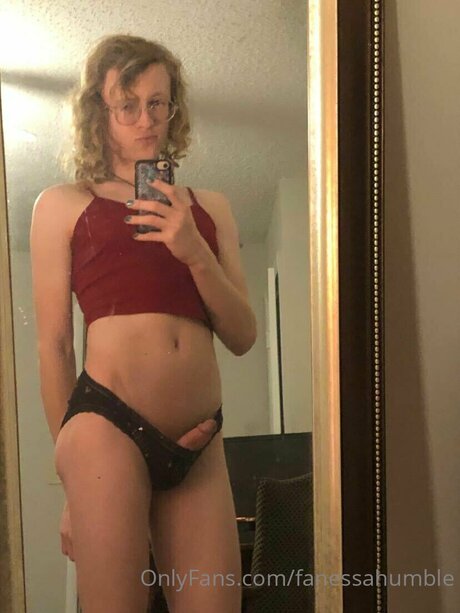 Fanessahumble xxx pornstar photo