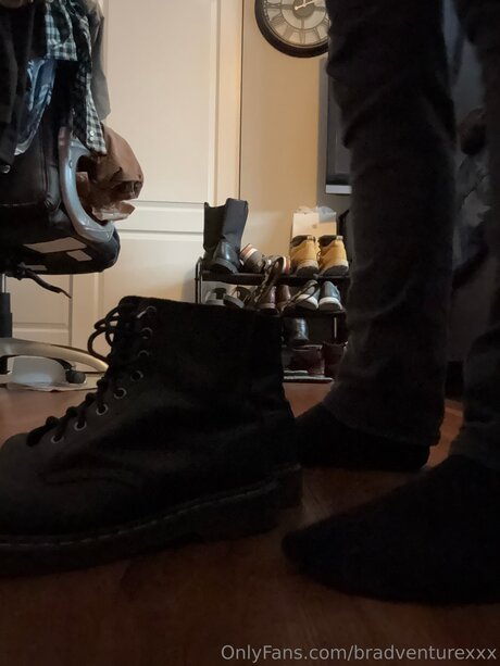 Bradventurexxx star naked images