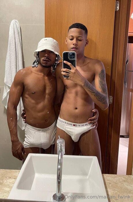 Marian Twink model erotic pics