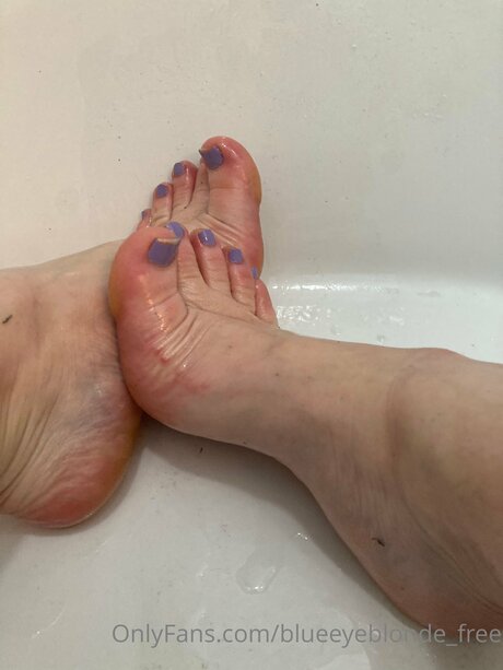 Blueeyeblonde Free model hot pics