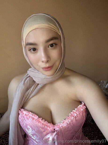 Princessemily07 top star pic