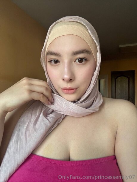 Princessemily07 pornstar naked gallery