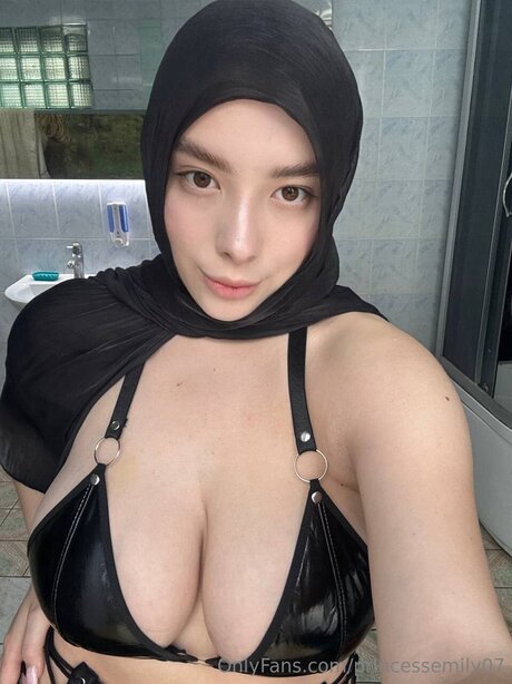 Princessemily07 star beautiful pic