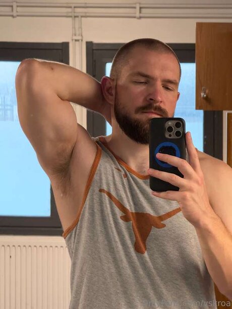 Vskroa pornstar pretty image