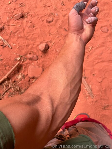 S1monpetrikov model perfect photos