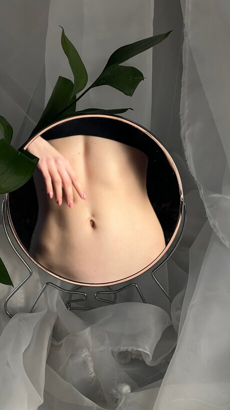 Monikaredfoxx xxx actress photo