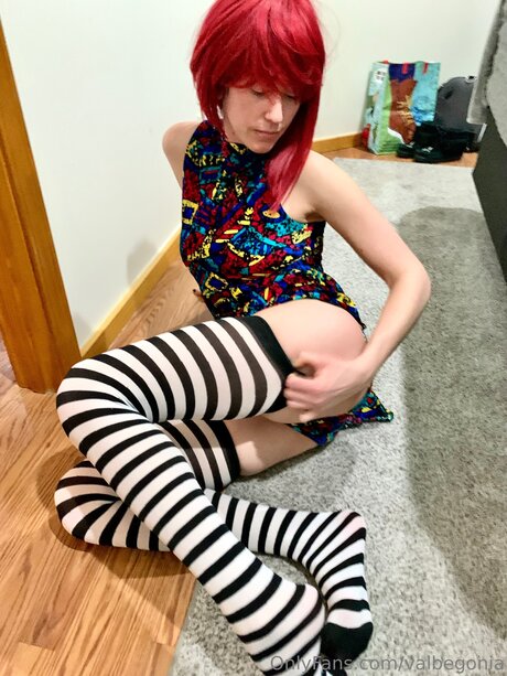 Valbegonia naked pornstar photos