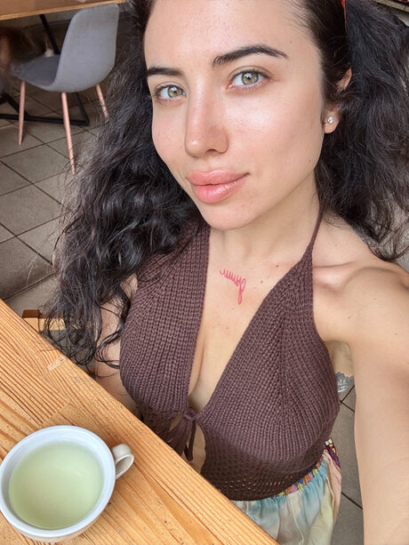 shemale fucks girl onlyfans hd archive