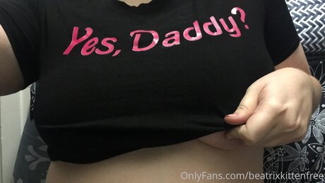 Beatrixkittenfree pornstar naked photo