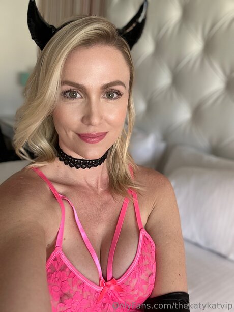 Thekatykatvip star art img