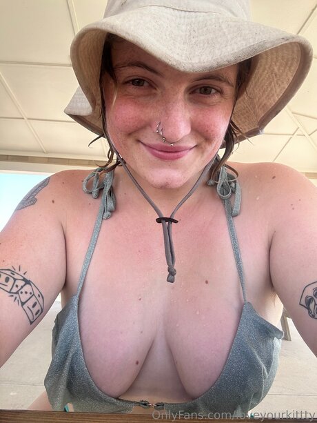 Loveyourkittty pretty pornstar galleries