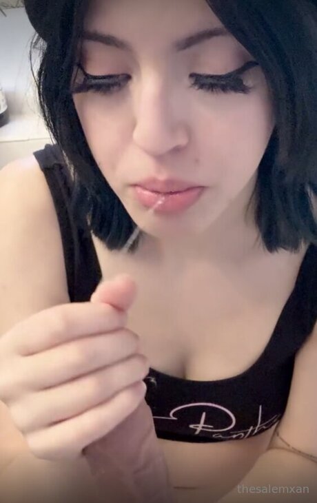 Thesalemxan star nude pictures