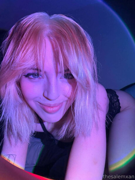 Thesalemxan model adult archive