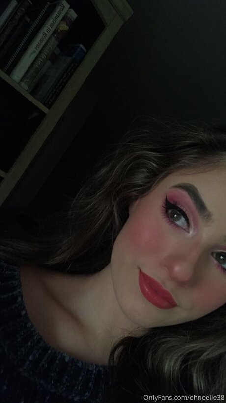 Ohnoelle38 sex star galleries