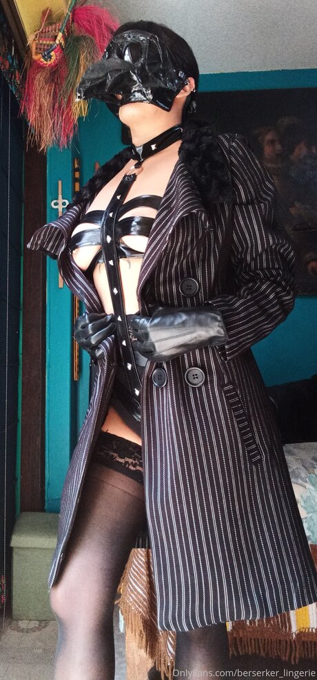 Berserker Lingerie naked model picture