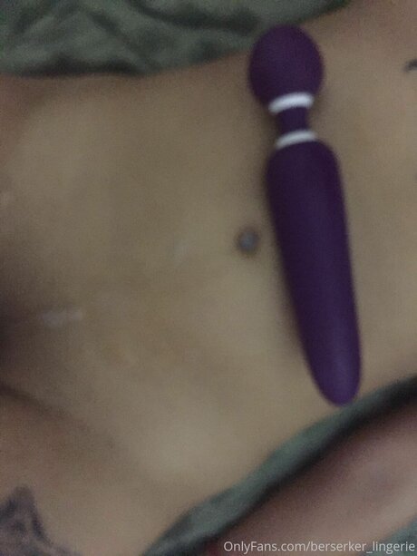Berserker Lingerie sex star img