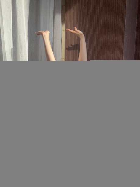 Lily Poppy perfect model gallery