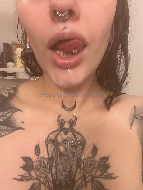 Sarahmoonsg sexy model gallery