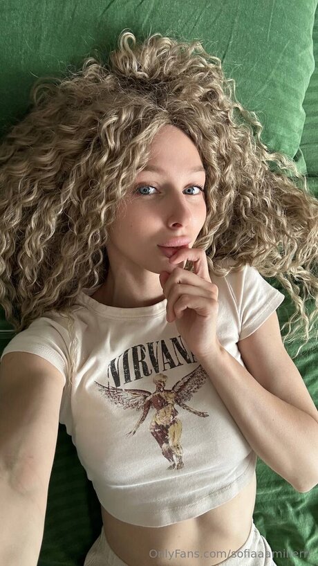 trans free onlyfans nude pic