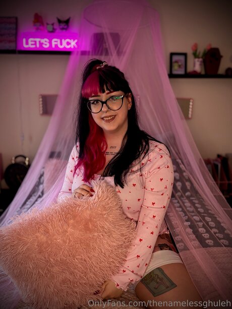 Thenamelessghuleh porn model photos