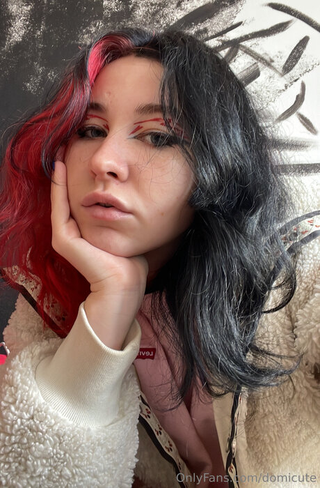 Domicute pornstar sexy images