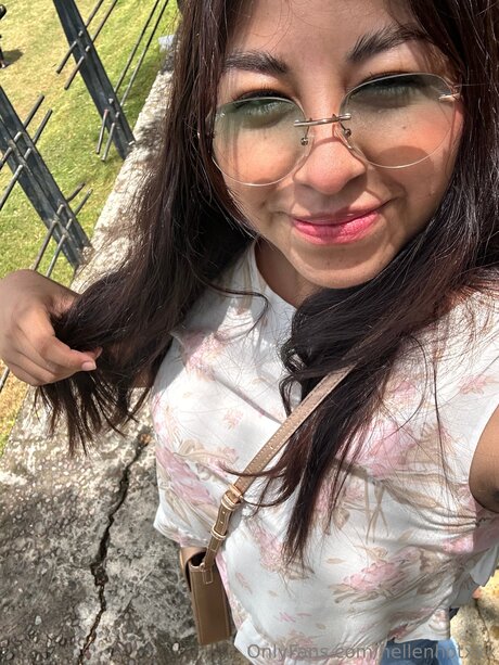 Hellenhotxxx beautiful pornstar pictures