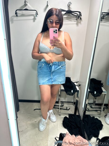 Hellenhotxxx pornographic star images